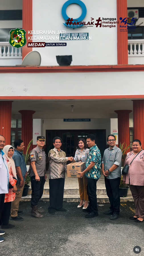 Pembagian Bantuan Dalam Menyambut Hari Natal Ke Gereja HKBP Sudirman